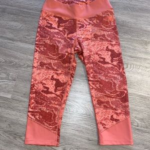 The North Face women’s cropped leggings size SM